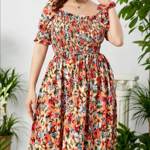 Bohemian Boho Plus Size Floral Print Smocked Maxi Dress - Picture 4 of 8